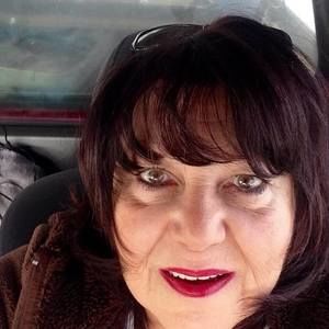 Meet your Posher, Marilyn